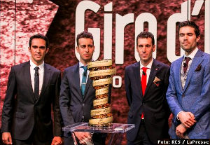 Contador, Dumoulin, Nibali y Aru