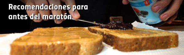 Pan con mermelada y mantequilla de maní antes del maratón