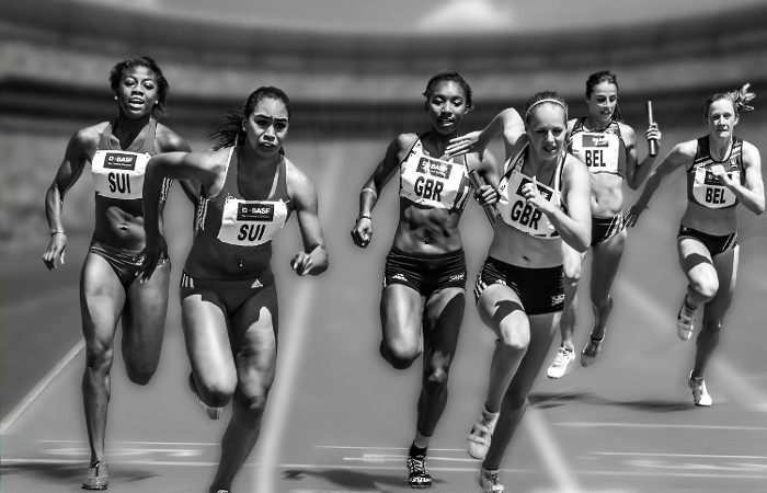 Relevos de mujeres en pista