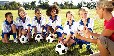 Entrenadora futbol infantil