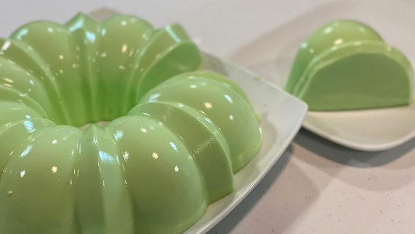 Gelatina de limón con crema